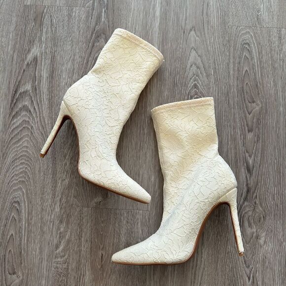 Lulu’s Lace Boots - Picture 1 of 9
